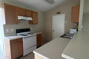 4632 Jenkins Cir, The Colony, TX 75056 - Photo 4
