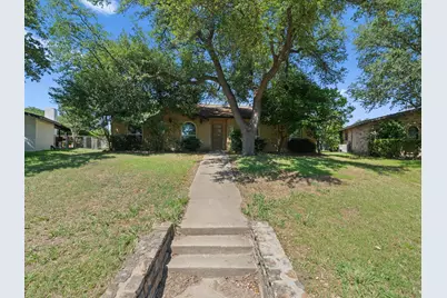 2039 Chestnut Road, Carrollton, TX 75007 - Photo 2