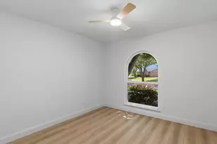 2039 Chestnut Rd, Carrollton, TX 75007 - Photo 18