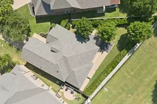 8421 La Fontaine Dr, North Richland Hills, TX 76182 - Photo 28