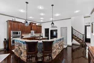 8421 La Fontaine Dr, North Richland Hills, TX 76182 - Photo 2