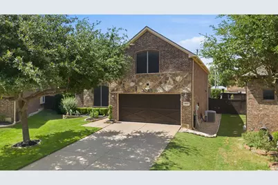 8421 La Fontaine Drive, North Richland Hills, TX 76182 - Photo 2
