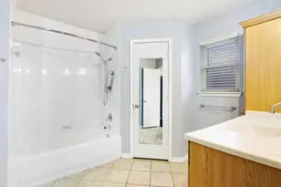 2032 Spicewood Rd, Bedford, TX 76021 - Photo 12