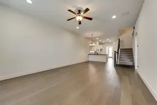 2401D Ct Dr, Carrollton, TX 75010 - Photo 4