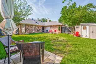 313 Pepperwood St, Coppell, TX 75019 - Photo 12
