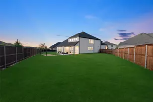 2711 Woodside Rd, Celina, TX 75009 - Photo 2