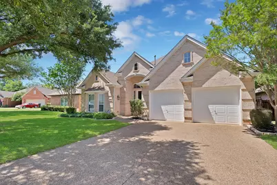 6619 Shelton Home Court, Arlington, TX 76017 - Photo 2