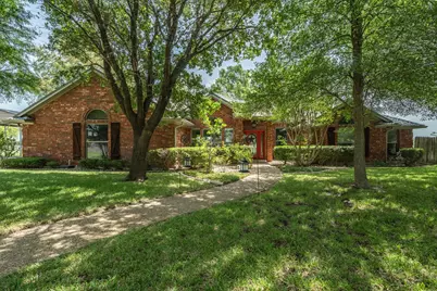 716 Retoma Park Drive, Robinson, TX 76706 - Photo 1