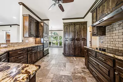 716 Retoma Park Drive, Robinson, TX 76706 - Photo 8