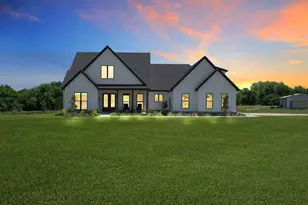 1100 Maverick Ct, Rio Vista, TX 76093 - Photo 2