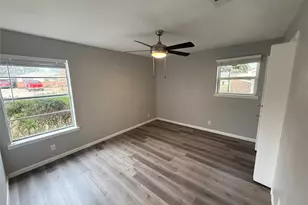 415 W Highland Dr, Whitewright, TX 75491 - Photo 16