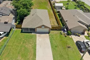 4920 S Peachtree Rd, Balch Springs, TX 75180 - Photo 10