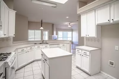 6823 Woodcrest Lane, Sachse, TX 75048 - Photo 8