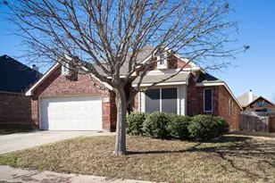 6823 Woodcrest Ln, Sachse, TX 75048 - Photo 2