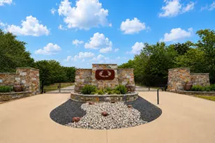 109 Lakeview Trl, Mabank, TX 75147 - Photo 1