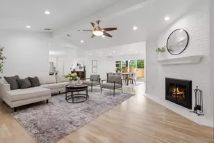 6554 Ridgeview Cir, Dallas, TX 75240 - Photo 2