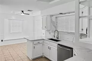 2730 Big Oaks Dr, Garland, TX 75044 - Photo 4