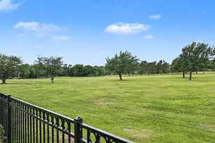 2730 Big Oaks Dr, Garland, TX 75044 - Photo 16
