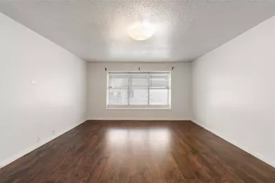 206 Shady Brook Drive, Arlington, TX 76002 - Photo 22