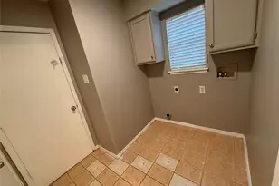 2834 Naples Dr, Garland, TX 75040 - Photo 16