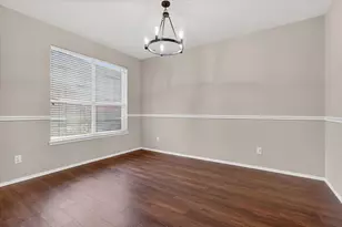 205 Lake Village Dr, McKinney, TX 75071 - Photo 8