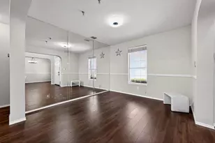 205 Lake Village Dr, McKinney, TX 75071 - Photo 8
