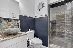 205 Lake Village Dr, McKinney, TX 75071 - Photo 22