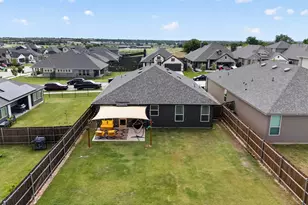 645 Pawprint Holw, Godley, TX 76044 - Photo 38