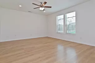 4742 Crestwood Dr, Haltom City, TX 76137 - Photo 6