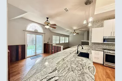 10123 Andre Drive, Irving, TX 75063 - Photo 14