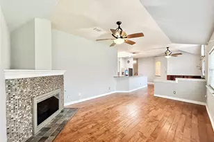 10123 Andre Dr, Irving, TX 75063 - Photo 18