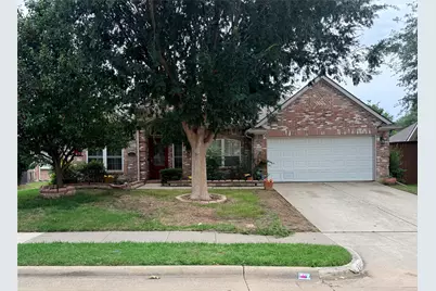 10123 Andre Drive, Irving, TX 75063 - Photo 2