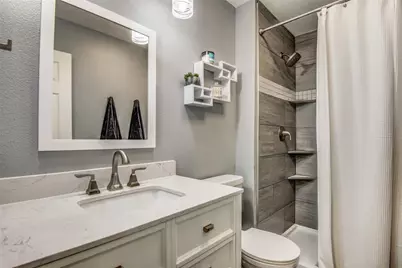 6005 Blair Oaks Drive, The Colony, TX 75056 - Photo 6