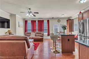 5035 Barcelona Trl, Grand Prairie, TX 75052 - Photo 2