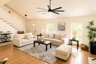 4325 Winchester Ct, Grand Prairie, TX 75052 - Photo 2