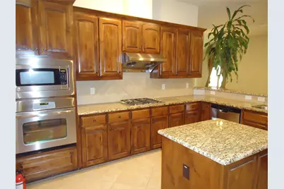 1004 Keats Drive, DeSoto, TX 75115 - Photo 10