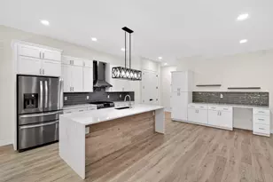 4128 Pluto St, Dallas, TX 75212 - Photo 10