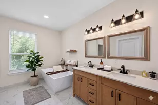 4128 Pluto St, Dallas, TX 75212 - Photo 18