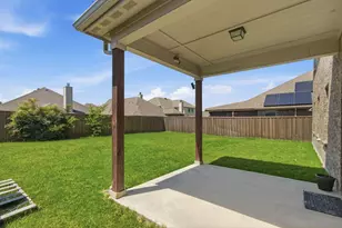 11300 Hubbard Creek Dr, Frisco, TX 75036 - Photo 38