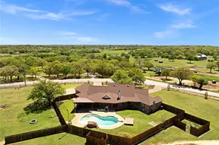 4031 Burleson Retta Rd, Burleson, TX 76028 - Photo 2