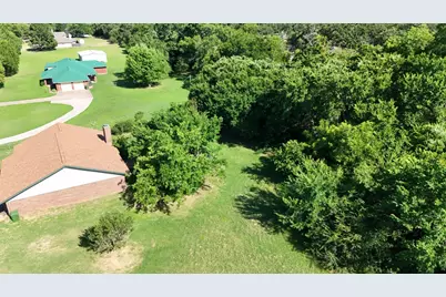 415 Meadowlark Trail, Springtown, TX 76082 - Photo 32