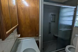1605 Maple Dr, Garland, TX 75042 - Photo 10