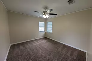 1605 Maple Dr, Garland, TX 75042 - Photo 8