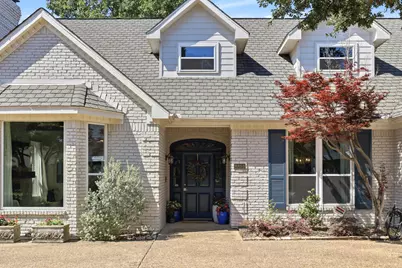 8814 Sanshire Avenue, Dallas, TX 75231 - Photo 4