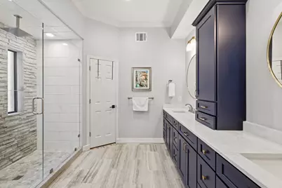 8814 Sanshire Avenue, Dallas, TX 75231 - Photo 16