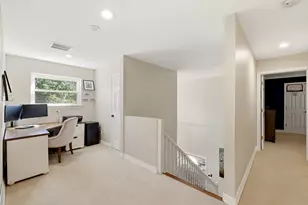 8814 Sanshire Ave, Dallas, TX 75231 - Photo 22