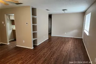 429 Thomas Street SW, Burleson, TX 76028 - Photo 6
