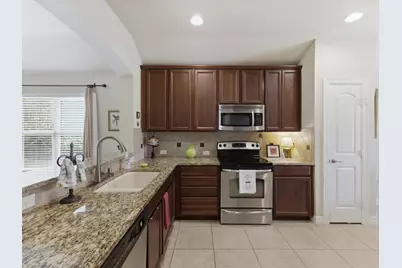2305 Prescott Downs Drive, Denton, TX 76210 - Photo 4