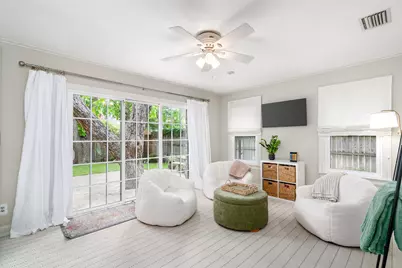 431 Monte Vista Drive, Dallas, TX 75223 - Photo 22