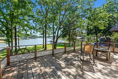 194 Indian Gap Drive, Mabank, TX 75156 - Photo 2